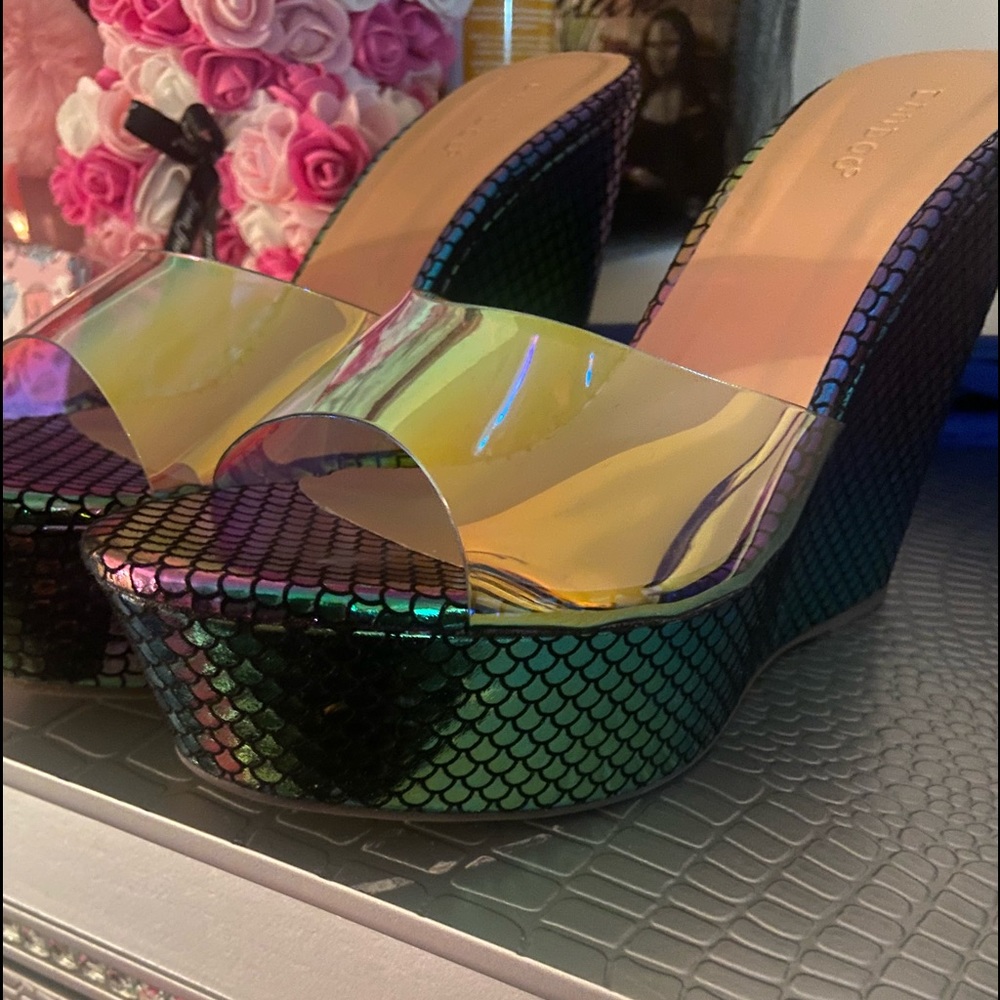 Mermaid wedges